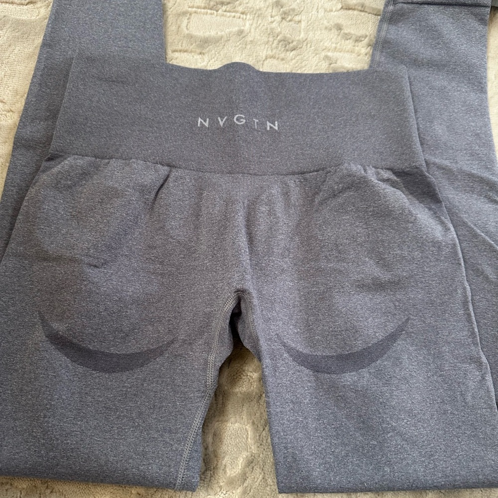 NVGTN Charcoal High-Waisted Leggings